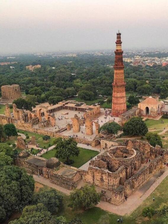 अगस्त में घूमने के लिए दिल्ली की इन जगहों पर जाना न भूलें