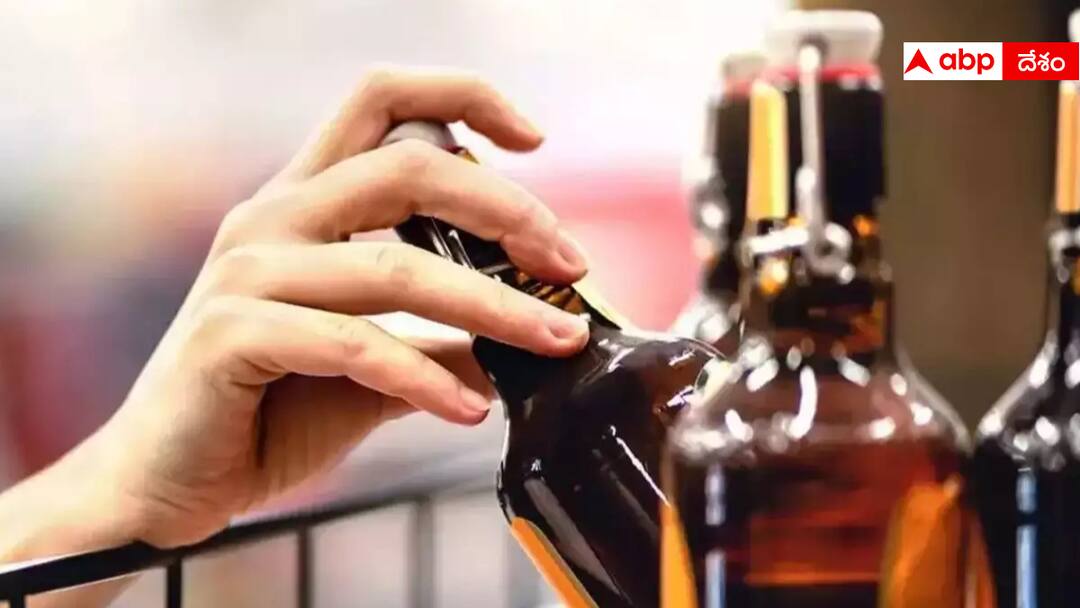 AP Liquor Policy: ఏపీలో కొత్త లిక్కర్ పాలసీకి సర్కార్ కసరత్తు, అమలు ఎప్పటినుంచంటే! AP Liquor Policy New liquor policy from 1 october in Andhra Pradesh AP Liquor Policy: ఏపీలో కొత్త లిక్కర్ పాలసీకి సర్కార్ కసరత్తు, అమలు ఎప్పటినుంచంటే!
