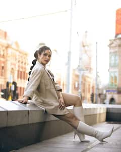 Hari Teja : నెమ్మదిగా అనసూయలా మారిపోతున్న హరితేజ..లేటెస్ట్ ఫొటోస్ చూస్తే మీకు మతిపోవడం పక్కా!