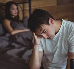 Relationship Tips: શું તમારી પત્ની પણ તમારાથી કોઇ વાત છૂપાવી રહી છે, તો આ સંકેતોથી જાણો