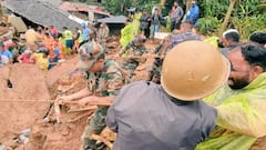 Kerala: ఈ ఫొటోలు చూశాక ఇండియన్ ఆర్మీకి సెల్యూట్ చేయకుండా ఉండలేం, వయనాడ్ హీరోలు వీళ్లే