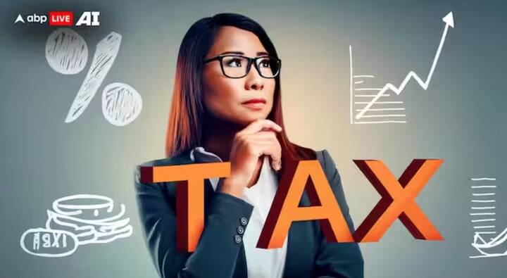 Income Tax Return Filing: आर्थिक वर्ष 2023-24 आणि असेसमेंट वर्ष 2024-25 साठी आयटीआर भरण्याची शेवटची तारीख ही 31 जुलैपर्यंत होती. 31 जुलैनंतर आयटीआर भरायचा असेल तर तुम्हाला विलंब शुल्क भरावे लागेल.