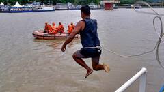 गया की फल्गु नदी में युवती ने लगाई छलांग, बचाने के लिए कूदे 3 युवक, सभी फंसे, करना पड़ा रेस्क्यू