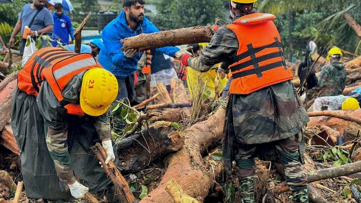 রাজ্য সরকার এঁদের ব্যাপারে খোঁজ রাখছে, বিধানসভায় জানালেন মন্ত্রী মলয় ঘটক।