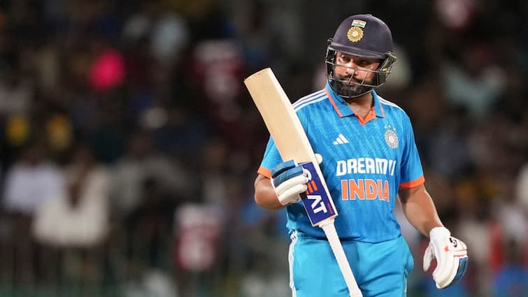 IND vs SL 1st ODI Indian captain Rohit Sharma statement or reaction after match tied India vs Sri Lanka IND vs SL: श्रीलंका के खिलाफ पहला वनडे टाई होने पर निराश दिखे रोहित शर्मा, बोले- वह 1 रन...