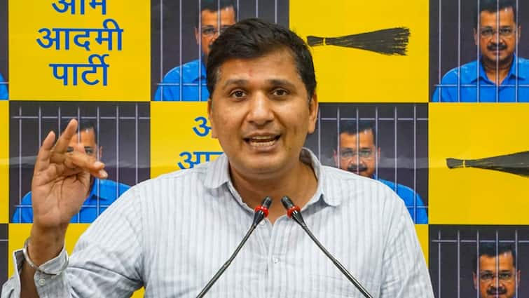 Arvind Kejriwal Resignation Saurabh Bhardwaj on Delhi CM face Aam Aadmi Party AAP सीएम बनने की अटकलों पर सौरभ भारद्वाज की पहली प्रतिक्रिया, कहा- 'जो भी बनेगा...'