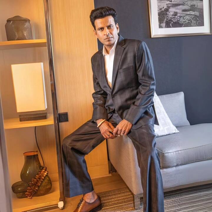 मनोज बाजपेयी के अनुसार वो उस सीन में इतना खो गया कि मुझे लगने लगा कि मेरे साथ ये हादसा सच में हो गया है और मैं सच में रोता जा रहा था.