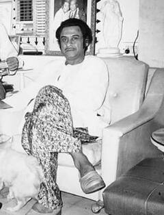 सिंगिंग के बेताज बादशाह थे Kishore Kumar, लेकिन इन 6 फिल्मों को देखकर एक्टिंग में भी मानेगे उस्ताद, ओटीटी पर निपटा डालें