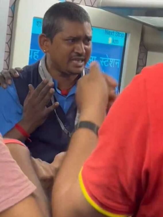 वंदे भारत ट्रेन में वेज की जगह मिल गया नॉनवेज फूड