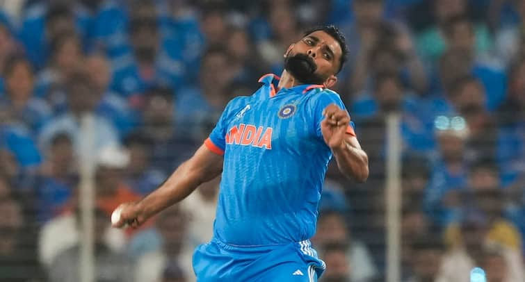 Mohammed Shami will play in domestic cricket for comeback in Indian team Mohammed Shami: टीम इंडिया में वापसी के लिए शमी ने अपनाई धोनी वाली ट्रिक, पढ़ें क्या है पूरा मामला