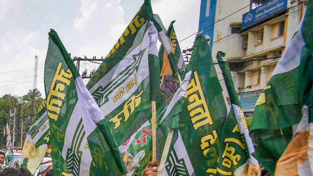 JDU on Uddhav Thackeray: 'नीतीश कुमार...', 'हिंदुत्ववादी' के सवाल पर उद्धव ठाकरे को जेडीयू की दो टूक JDU Rajiv Ranjan reply to Uddhav Thackeray question on Nitish Kumar regarding Hindutvaadi JDU on Uddhav Thackeray: 'नीतीश कुमार...', 'हिंदुत्ववादी' के सवाल पर उद्धव ठाकरे को जेडीयू की दो टूक