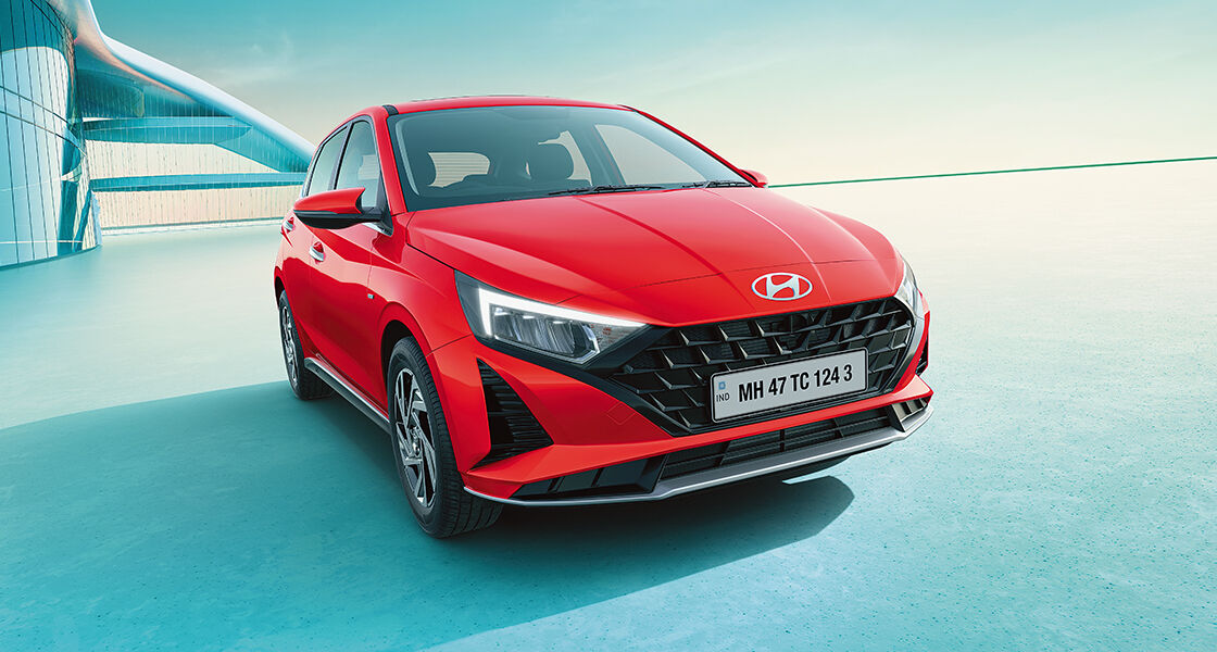 Hyundai Cars Discount: अगस्त में Hyundai की इन गाड़ियों पर मिल रहा जबरदस्त डिस्काउंट, होगी 2 लाख तक की बचत