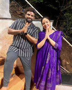 Sreemukhi : శ్రీవారి ఆలయంలో శ్రీముఖి.. మొదటిసారి మెట్లన్నీ ఎక్కి వెళ్లానంటూ పోస్ట్