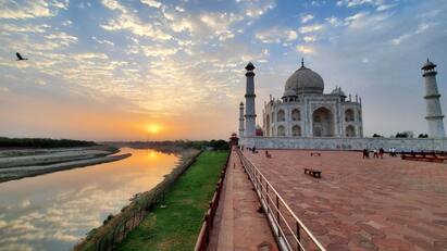 List of 10 best places to watch sunsets in india landscape sunsets in india: அடடா..! ”ஆழ்கடலில் மறையும் சூரியன்” சன்செட் பார்க்க சரியான இடங்கள்? - இந்தியாவின் டாப் 10 லிஸ்ட் இதோ..!