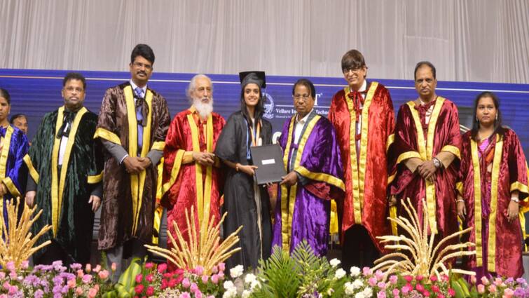 Vellore VIT University 39th Convocation Programme Degrees were awarded to students - TNN சுயதொழில்கள் மூலம் அதிகளவில் வருவாய் ஈட்ட முடியும் - என்சிடிஎஃப் தலைவர்