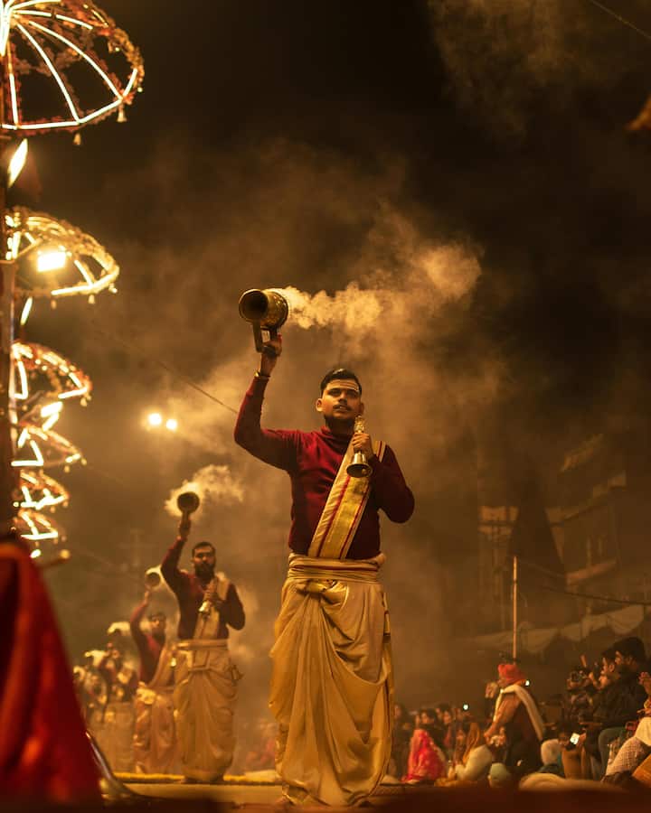 न्यूज 24 से बात करते हुए अवध ओझा ने कहा,