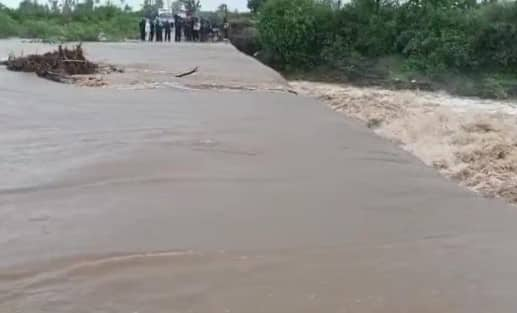 266 roads closed in the state due to heavy rains Gujarat Rain: ભારે વરસાદના પગલે રાજ્યમાં 266 રસ્તાઓ વાહન વ્યવહાર માટે બંધ 