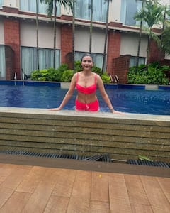 Sezal Sharma Photos: વરસાદી મોસમમાં સેજલ શર્માએ કેમેરા સામે બતાવી કાતિલ અદા