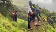 సెల్ఫీ కోసం ఆరాటం, కాలు జారి 60 అడుగుల లోయలో పడిన మహిళ - పరిస్థితి విషమం