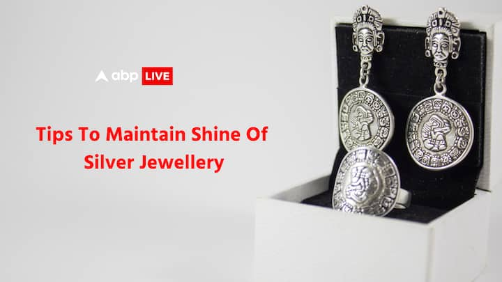 To maintain the brilliance of your sterling silver jewellery, it's essential to implement proper care practices. Here are some tips listed below