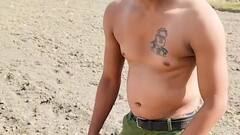 सीने पर भीमराव अंबेडकर का टैटू और थाने में लहराई पिस्टल, अब युवक की तलाश में जुटी पुलिस