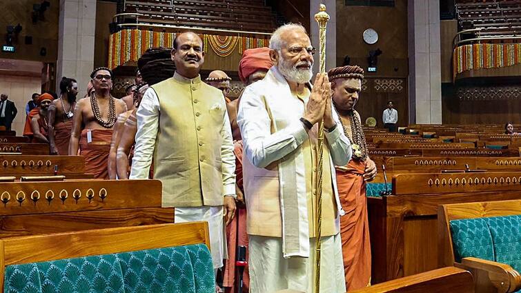 pm modi govt set to bring bill to curb waqf board powers on assets Central Govt on Waqf Board: அடுத்த அதிரடி.. சொத்துக்கள் மீதான வக்பு வாரியத்தின் அதிகாரத்தை குறைக்க மசோதா - மத்திய அரசு திட்டம்