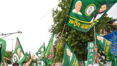 लालू की पार्टी को तगड़ा झटका, कई नेता जेडीयू में हुए शामिल