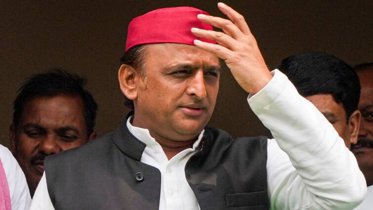 UP Minster Sanjay Nishad Question Akhilesh Yadav on PDA Formula on Ayodhya Rape Case ann 'पीडीए का A इज्‍जत लूट रहा है...सपा का बेस वोट', योगी के मंत्री ने अखिलेश यादव से किए तीखे सवाल