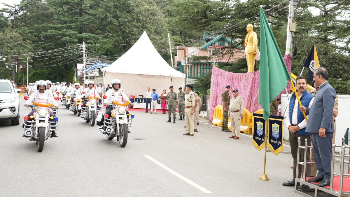 हिमाचल पुलिस को मिली 25 हाईटेक बाइक, जानें किन जिलों में होंगी ट्रैफिक संचालन के लिए इस्तेमाल