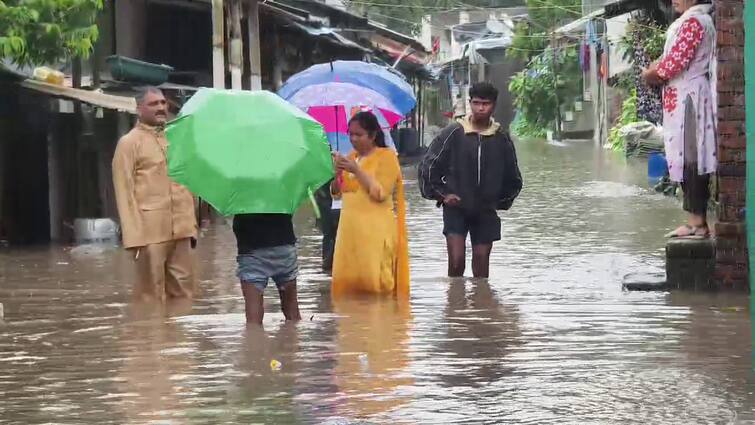 heavy rain forecast holiday schools colleges dharampur kaprada valsad ભારે વરસાદને પગલે આ જિલ્લાના કેટલાક વિસ્તારોમાં શાળા કોલેજોમાં રજા જાહેર, તંત્ર એલર્ટ