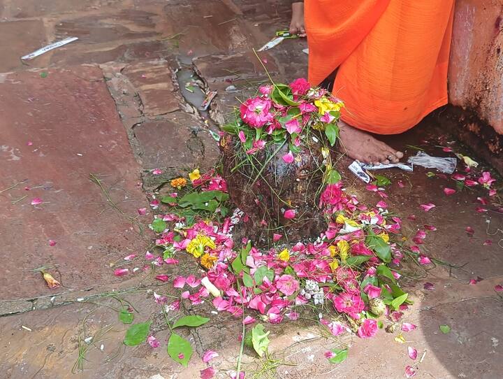 इस मंदिर में कुछ समय पूर्व ही जीर्णोद्धार कार्य हुआ है. कोटा के हाडा वंश शासकों के जरिये इसका समय-समय पर जीर्णोद्धार कराया गया. कण्व ऋषि महाभारत काल से पहले कौरव-पांडव के पूर्वज हस्तिनापुर के शासक दुष्यंत के समय के एक महान तपस्वी थे.
