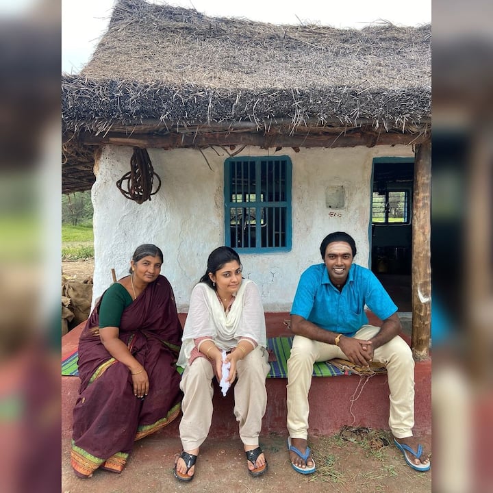 இந்நிலையில், படப்பிடிப்பின் போது எடுக்கப்பட்ட புகைப்படங்களை ஷேர் செய்து “திருவண்ணாமலையிலே டாப்பு ஜமா ஜகா” என்ற கேப்ஷனை பதிவிட்டுள்ளார்