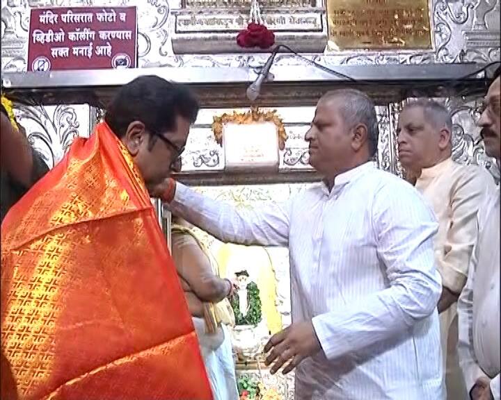 मनसेने दक्षिण मुंबईतील शिवडी विधानसभेसाठी (Shivadi Assembly Constituency) पक्षाचा निष्ठावंत चेहरा बाळा नांदगावकर (Bala Nandgaonkar) यांना मैदानात उतरवण्याचा निर्णय राज ठाकरे (Raj Thackeray) यांनी घेतला आहे.