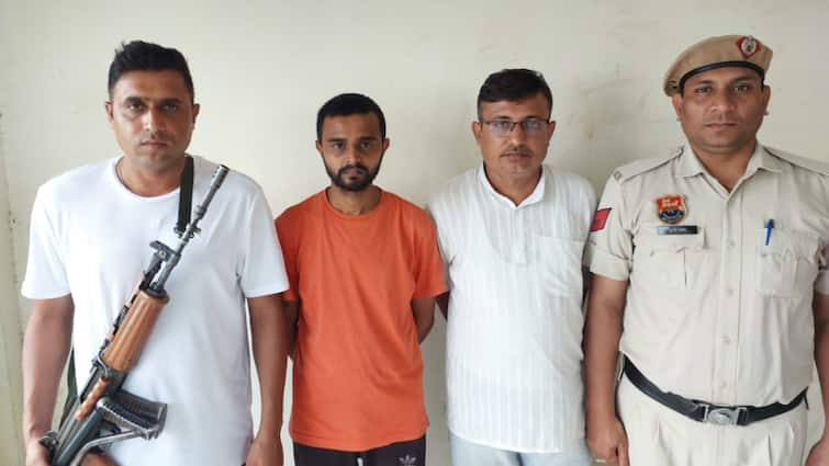 Gurugram Cheating 20 lakhs by luring high returns on Gurugram Police Arrested Accused from Jodhpur ANN Gurugram: निवेश पर भारी रिटर्न का लालच देकर 20 लाख से ज्यादा की ठगी, दो ठग जोधपुर से गिरफ्तार