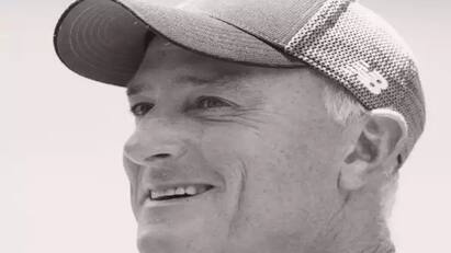 Graham Thorpe Former England Batter Dies Passes Away At Age 55 Graham Thorpe:இங்கிலாந்து வீரர் காலமானார்.. சோகத்தில் மூழ்கிய ரசிகர்கள்!