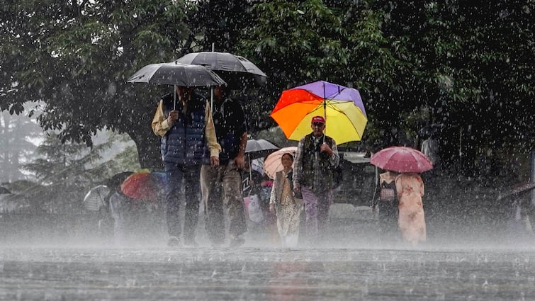 Forecast of heavy rains in these states till August 15, Meteorological Department has issued an alert Weather Forecast Today: 15 ઓગસ્ટ સુધીમાં આ રાજ્યોમાં ભારે વરસાદનું અનુમાન, હવામાન વિભાગે આપ્યું એલર્ટ