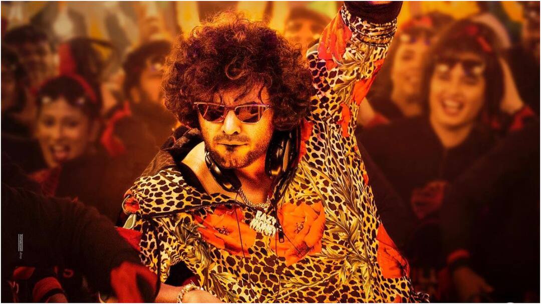 Tillu Square locks its tv premiere date but there are high chances of trimming of bold scenes Tillu Square: టీవీలో ప్రీమియర్‌కు సిద్ధమయిన ‘టిల్లు స్క్వేర్’ - ఆ సీన్స్ లేనట్టేనా?