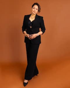 Jyothika : బ్లాక్ డ్రెస్​లో సూపర్ స్టైలిష్​గా ఉన్న జ్యోతిక.. అయినా సరే ట్రోల్ చేస్తున్న నెటిజన్లు ఎందుకంటే