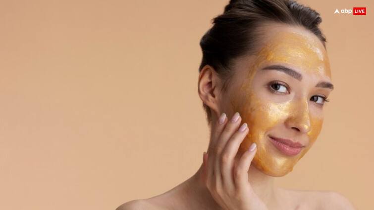 beauty tips do note make these mistake while applying bleaching gold on face otherwise it create problem Skin Care Tips: गोल्डन ब्लीच करते वक्त भूलकर भी ना करें ये गलतियां, वरना हो सकती है परेशानी
