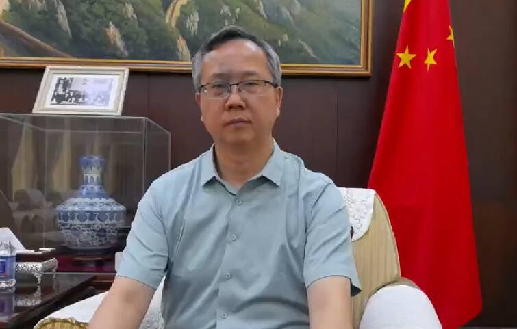 Nepal Bus Accident : नेपाल में नदी में बह गईं बसें, 62 लोग लापता, चीन ने उड़ाया मजाक Chinese ambassador Chen Song faced criticism for passing a joke about bus accident in Nepal Nepal Bus Accident : नेपाल में नदी में बह गईं बसें, 62 लोग लापता, चीन ने उड़ाया मजाक