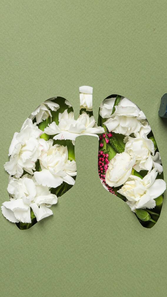 మహిళల్లోని ఈ లక్షణాలు లంగ్స్ క్యాన్సర్​కి సంకేతాలు