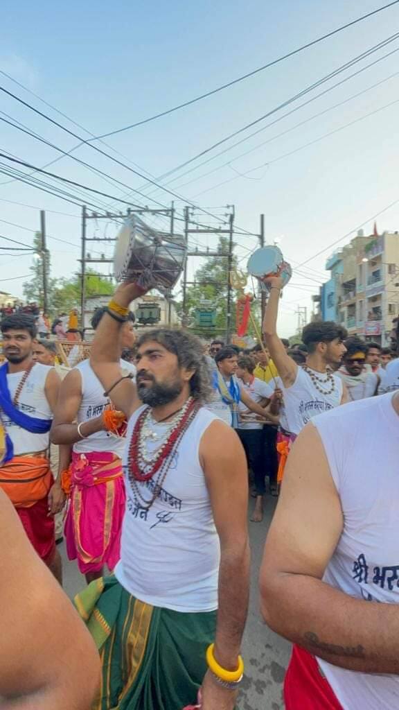 विधानसभा चुनाव के बाद मुख्यमंत्री पद की शपथ के साथ ही डॉक्टर मोहन यादव के कार्यकाल में ग्वालियर में आयोजित तानसेन समारोह में दिसंबर 2023 में 1282 तबला वादकों ने एक साथ तबला बजाकर विश्व रिकॉर्ड बनाया. इसके बाद विश्व रिकार्ड बनाने का सिलसिला लगातार चलता रहा.