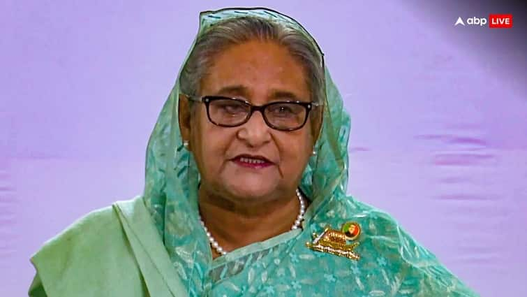 Bangladesh Crisis News Sheikh Hasina Statement After Leaving Her Country Says My father and the martyrs were insulted 'मेरे पिता और शहीदों का हुआ अपमान', बांग्लादेश छोड़ने के बाद शेख हसीना ने पहली बार तोड़ी चुप्पी