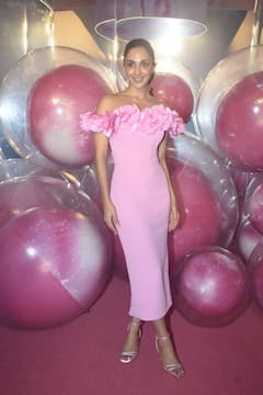 Kiara Advani In A Pink Off-Shoulder Dress Is Our Desi Barbie; SEE PICS