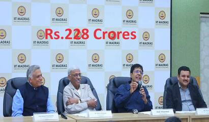IIT Madras has received Rs. 228 Crore Largest Single Donation IIT Madras: அம்மாடியோவ்.. ஒரே ஆளாக ரூ.228 கோடி ஐஐடிக்கு அள்ளிக்கொடுத்த முன்னாள் மாணவர்!