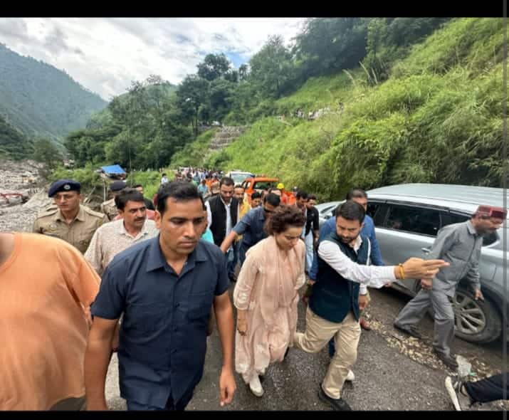 गौरतलब है कि इस साल का लोकसभा चुनाव उन्होंने हिमाचल के मंडी सीट से लड़ा था और शानदार जीत भी हासिल की थी.