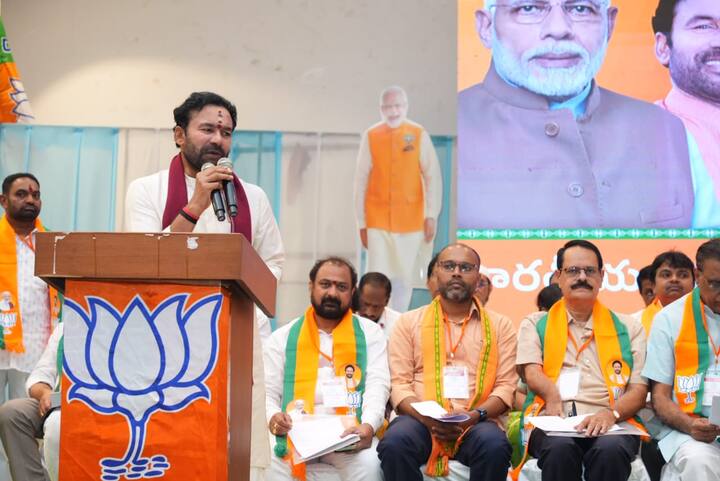 सोमवार (पांच अगस्त, 2024) को बाना सिंह स्टेडियम में 'एकात्म महोत्सव' रैली के दौरान उन्होंने बड़ा दावा भी किया.