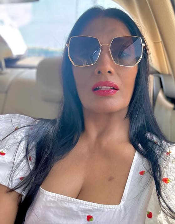 Anu moved to the mountains to live as a hermit in 2001. In 2015, the actress wrote her memoir 'Anusual: Memoir of a Girl Who Came Back from the Dead', in which she described her film career as the most important event in her life.