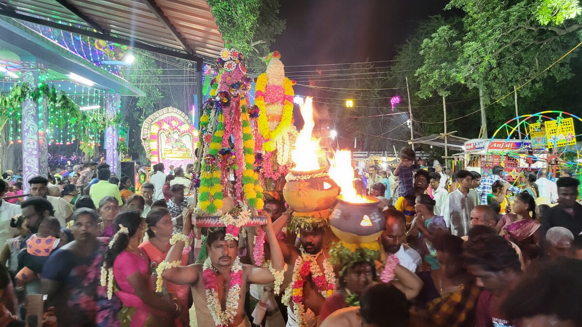 Pachai Amman Kovil: ஆடி மாத திருவிழா.. மும்முனி பச்சையம்மன் கோயிலில் குவிந்த பக்தர்கள்