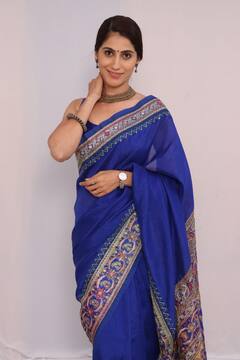 Manasi Kulkarni : अभिनेत्रीने 10 वर्षांनी कमबॅक करत जिंकली प्रेक्षकांची मनं, गायत्री प्रभूच्या लूकनेही वेधलं लक्ष